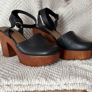 Copper Key Black Leather Platform Sandals